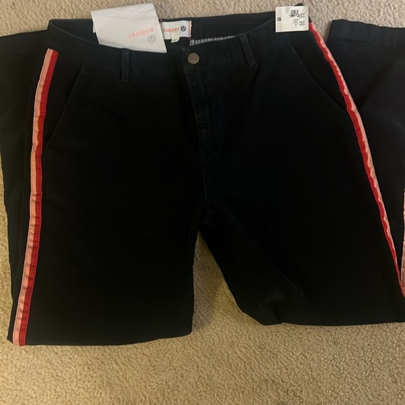 NWT Anthropologie Sundry Navy Blue
corduroy striped trimmed pants...size 29 - Picture 1 of 5